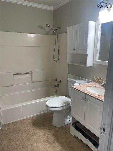 3310 SHERWOOD LANE, Wichita Falls, TX 76308