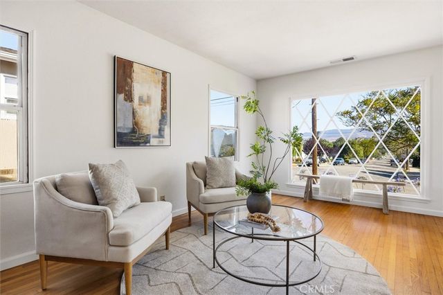 479 Mitchell, San Luis Obispo, CA 93401