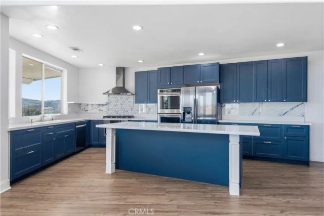 29242 Old Wrangler, Canyon Lake, CA 92587