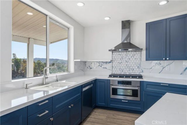 29242 Old Wrangler, Canyon Lake, CA 92587