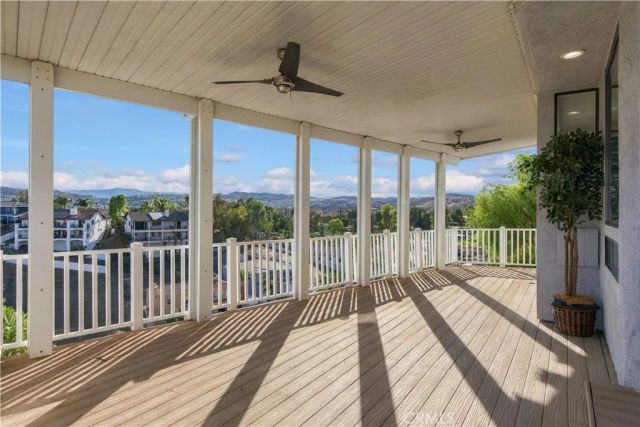 29242 Old Wrangler, Canyon Lake, CA 92587