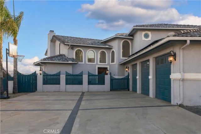 29242 Old Wrangler, Canyon Lake, CA 92587