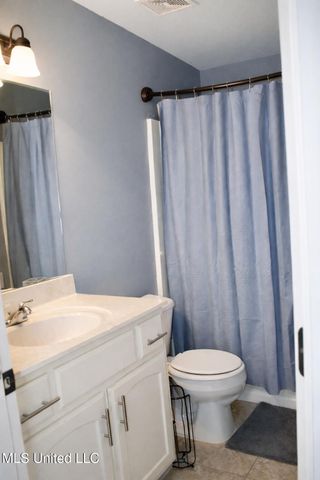 9025 Billy Pat Drive, Olive Branch, MS 38654