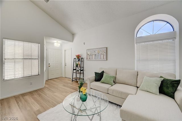 6732 West Accent Court, Las Vegas, NV 89108