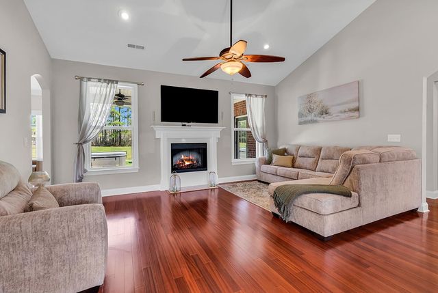 121 Bear Branch Ct., Longs, SC 29568