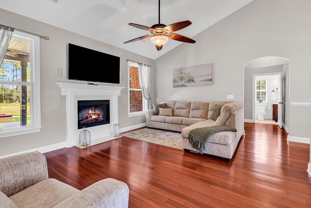 121 Bear Branch Ct., Longs, SC 29568