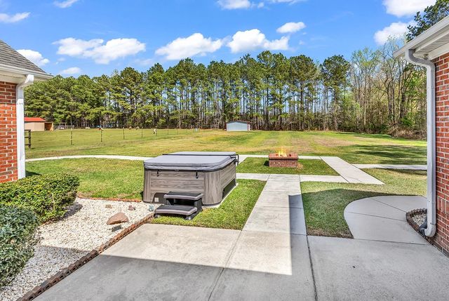 121 Bear Branch Ct., Longs, SC 29568