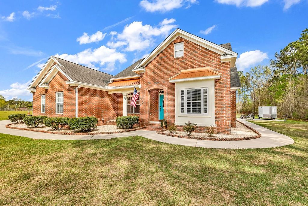 121 Bear Branch Ct., Longs, SC 29568