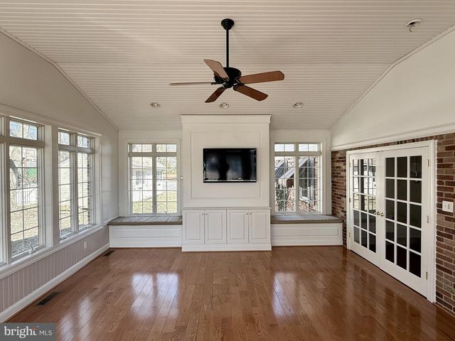 107 E HIGHLAND AVE, Wilmington, DE 19804