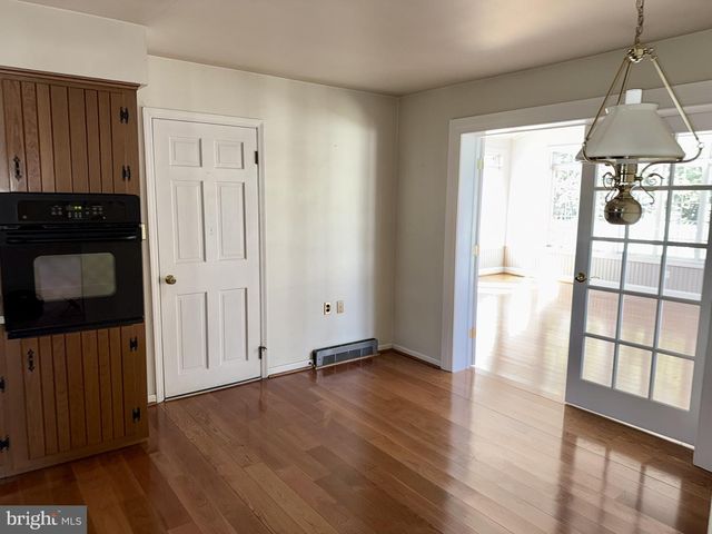 107 E HIGHLAND AVE, Wilmington, DE 19804