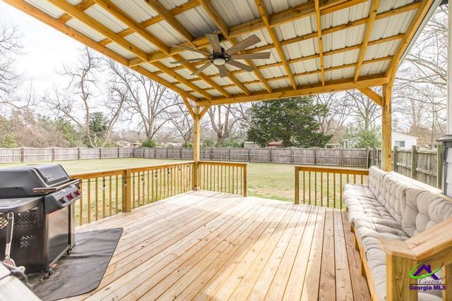 104 Howard Street, Byron, GA 31008