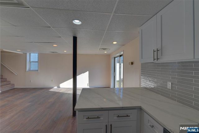 90 Dewey Street, Bloomfield, NJ 07003