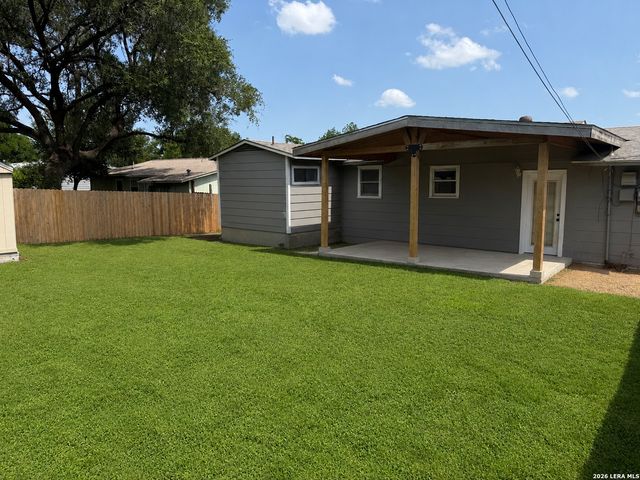 415 Irvington, San Antonio, TX 78209