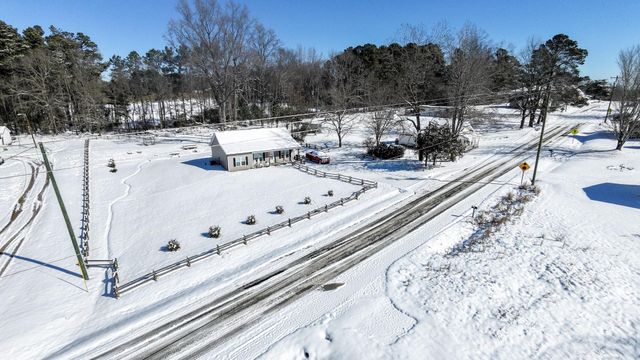214 W Church Street, Jefferson, SC 29718