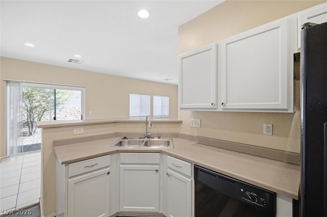 528 ROUND REIGN Avenue 0, North Las Vegas, NV 89081
