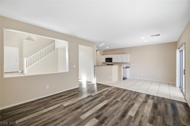 528 ROUND REIGN Avenue 0, North Las Vegas, NV 89081