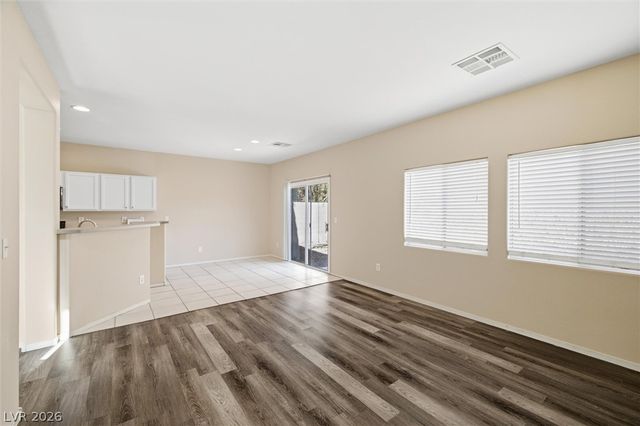 528 ROUND REIGN Avenue 0, North Las Vegas, NV 89081
