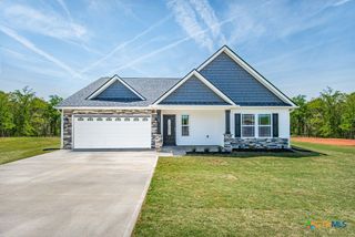 183 Lost Maples Way, Marion, TX 78124
