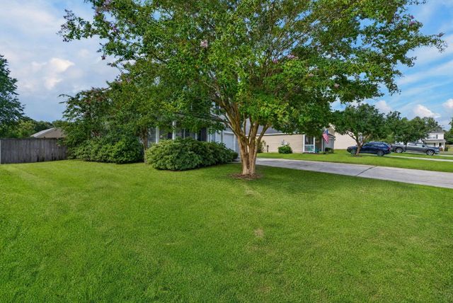 2051 Robin Wood Boulevard, Moncks Corner, SC 29461