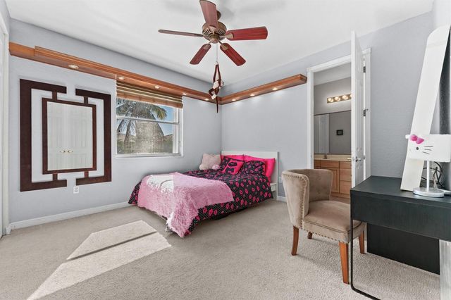 9566 Worswick Court, Wellington, FL 33414