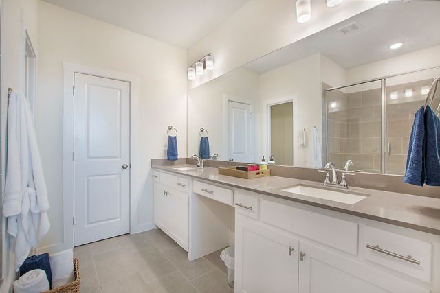 6429 Northern Dancer Drive, North Richland Hills, TX 76180