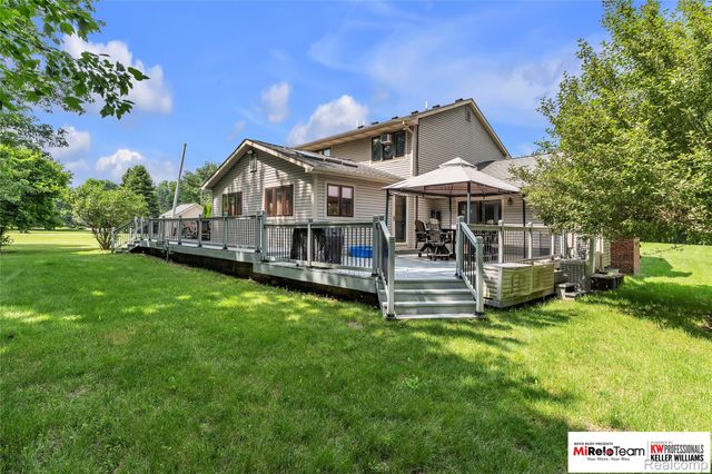 9844 Pine Knob Road, Independence Charter Township, MI 48348