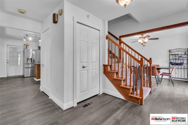 9844 Pine Knob Road, Independence Charter Township, MI 48348