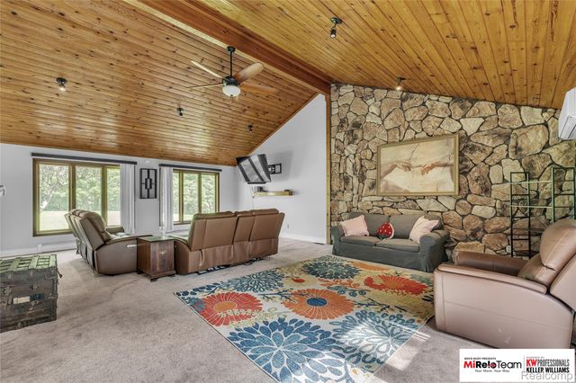 9844 Pine Knob Road, Independence Charter Township, MI 48348