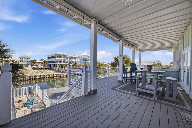 7390 Gulf Boulevard, Navarre, FL 32566