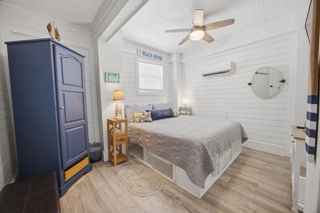 7390 Gulf Boulevard, Navarre, FL 32566