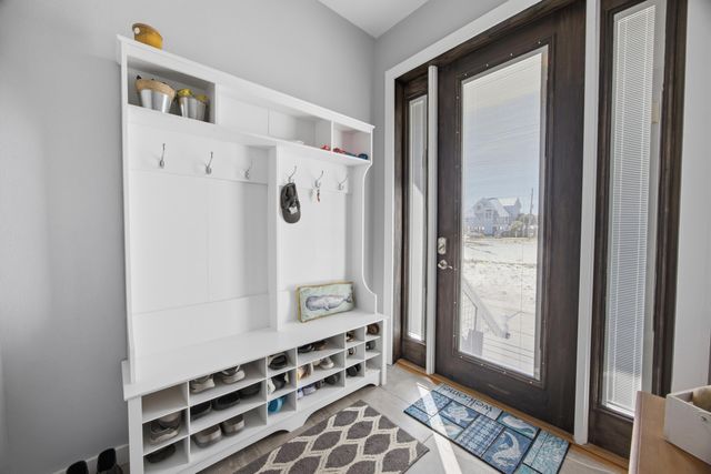 7390 Gulf Boulevard, Navarre, FL 32566