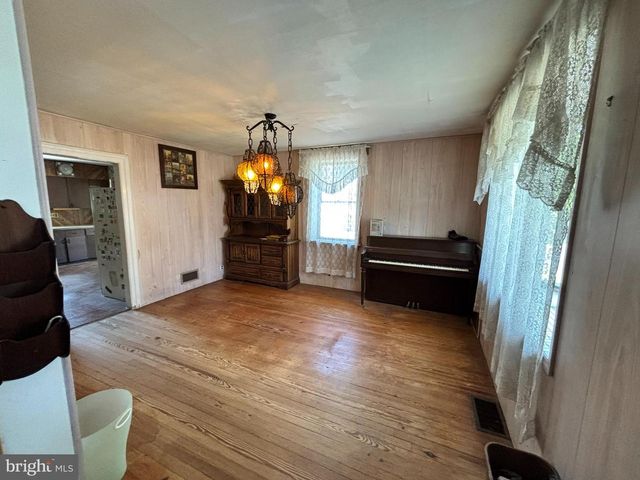 4547 HILLSIDE AVE, Bensalem, PA 19020