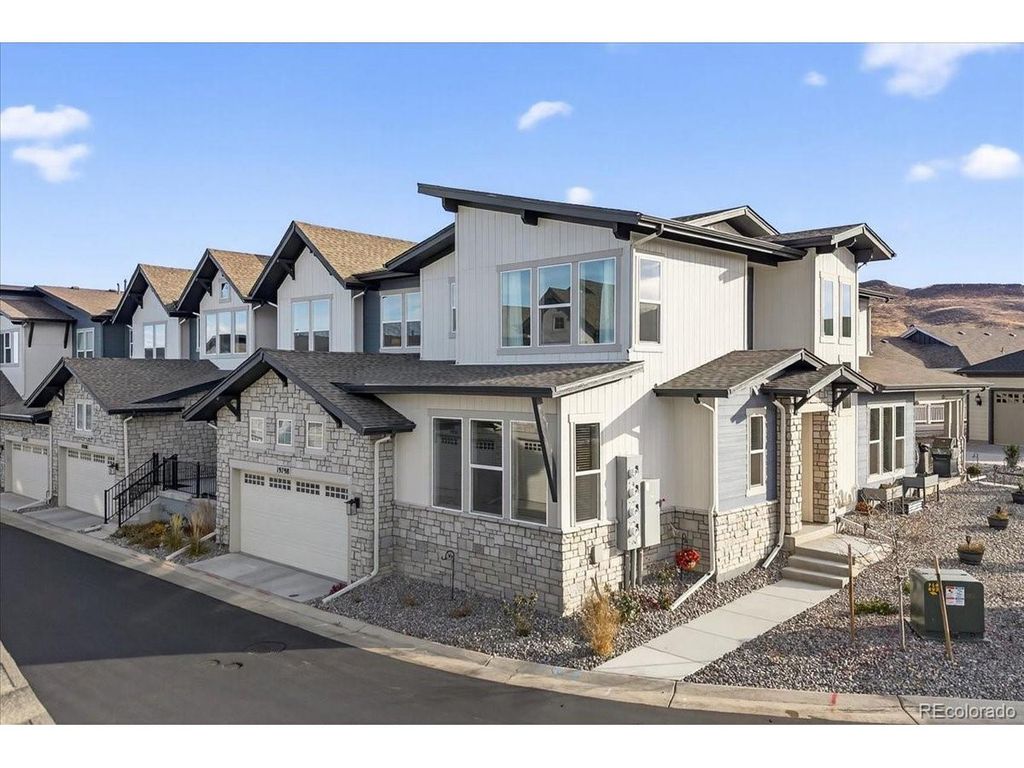 19798 W 57th Pl, Golden, CO 80403