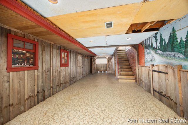 786 N Shore Drive, Park Twp, MI 49424