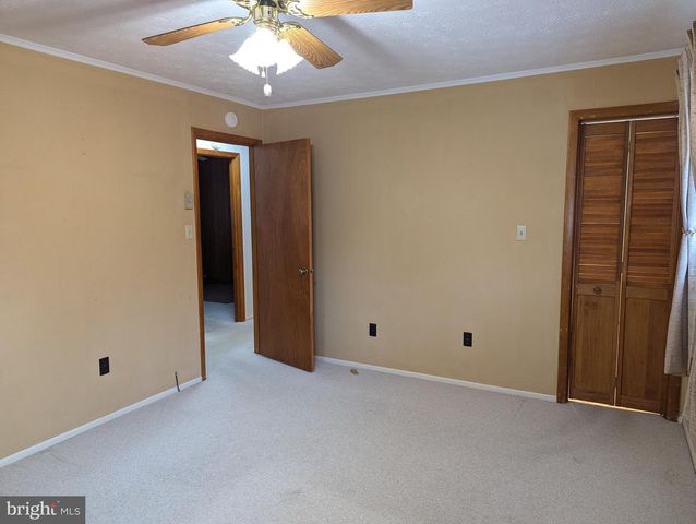 121 VIRGINIA DRIVE, Stephens City, VA 22655