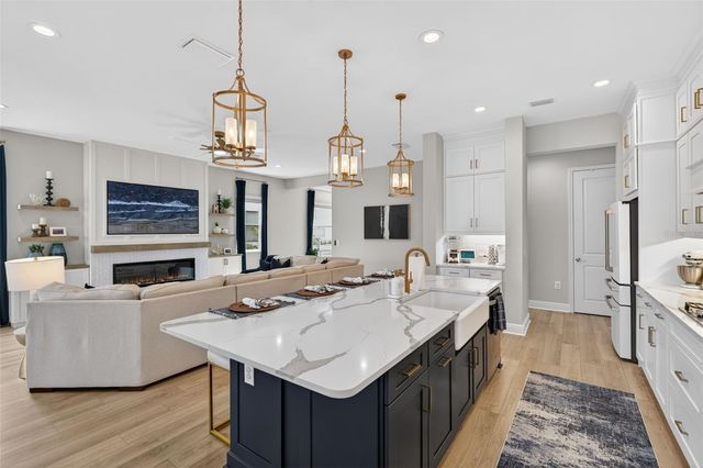 10269 CANAVERAL CIRCLE, Sarasota, FL 34241