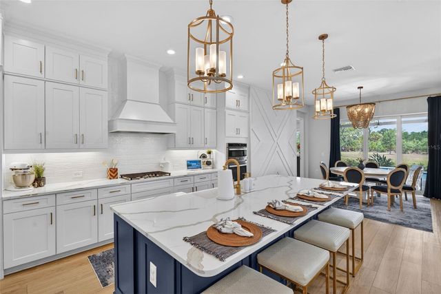 10269 CANAVERAL CIRCLE, Sarasota, FL 34241