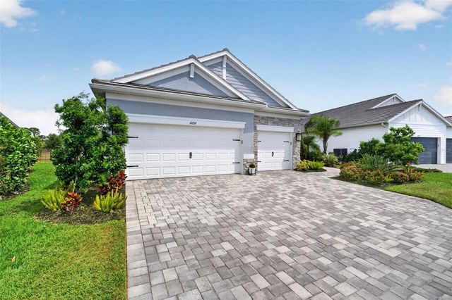 10269 CANAVERAL CIRCLE, Sarasota, FL 34241