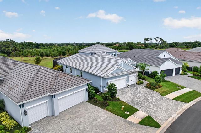10269 CANAVERAL CIRCLE, Sarasota, FL 34241