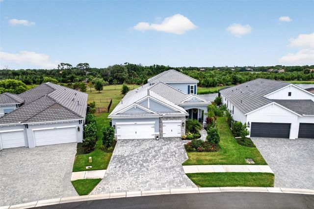 10269 CANAVERAL CIRCLE, Sarasota, FL 34241