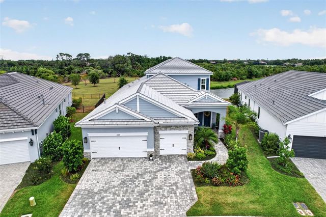10269 CANAVERAL CIRCLE, Sarasota, FL 34241