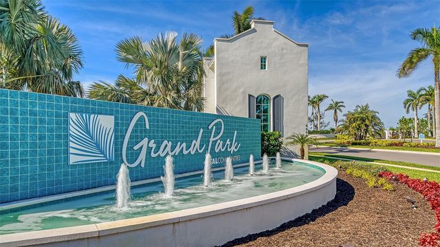 10269 CANAVERAL CIRCLE, Sarasota, FL 34241