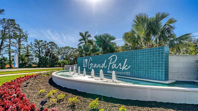 10269 CANAVERAL CIRCLE, Sarasota, FL 34241