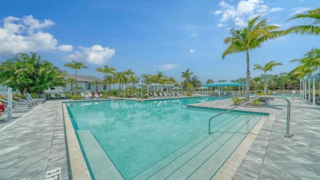 10269 CANAVERAL CIRCLE, Sarasota, FL 34241