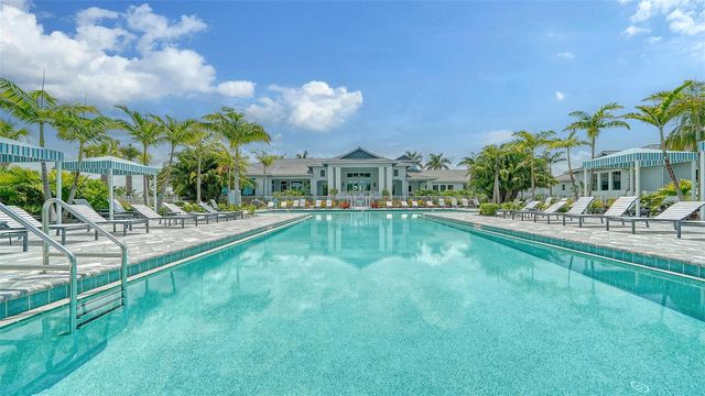 10269 CANAVERAL CIRCLE, Sarasota, FL 34241