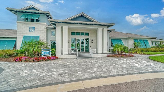 10269 CANAVERAL CIRCLE, Sarasota, FL 34241