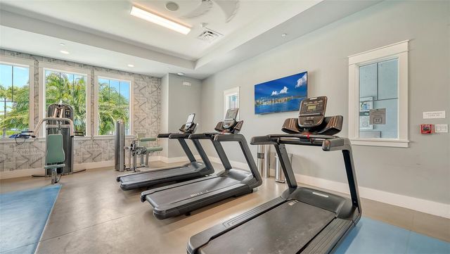 10269 CANAVERAL CIRCLE, Sarasota, FL 34241