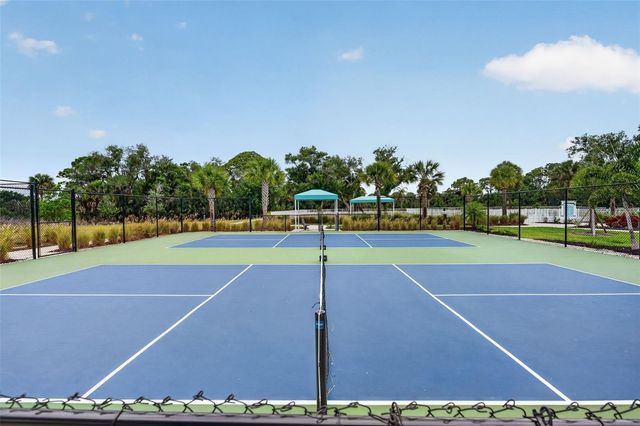 10269 CANAVERAL CIRCLE, Sarasota, FL 34241