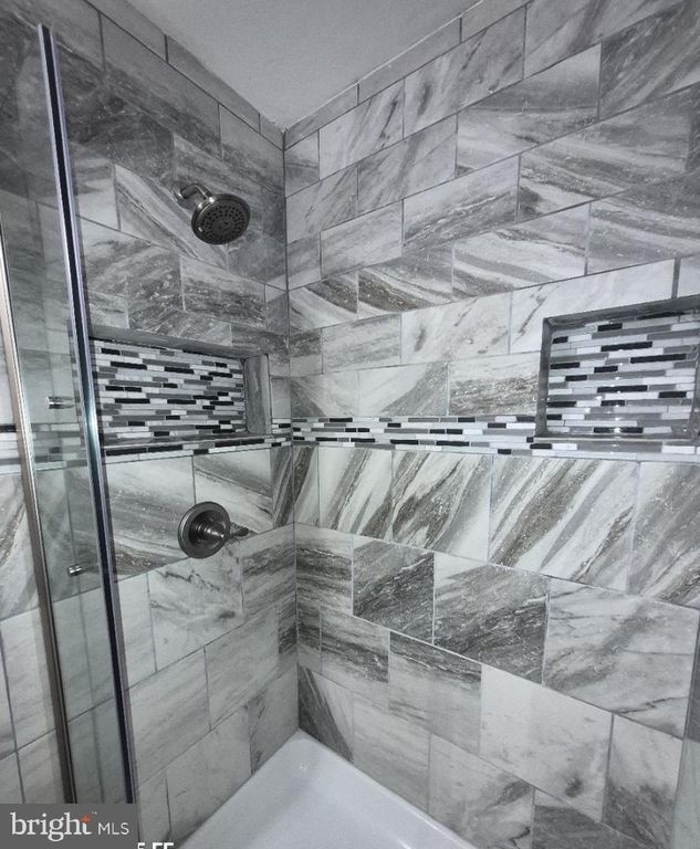 Image 16 of property listing at 220 OCEAN, Ocean Pines, MD 21811