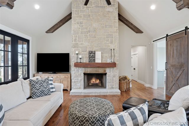 12937 S 28th Place, Bixby, OK 74008